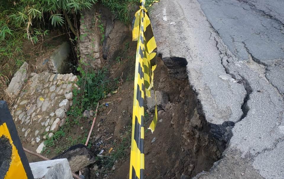 Hallo Pak.Gubsu dan DPRD Sumut,  Jembatan Aek Matondang di Madina Nyaris Amblas