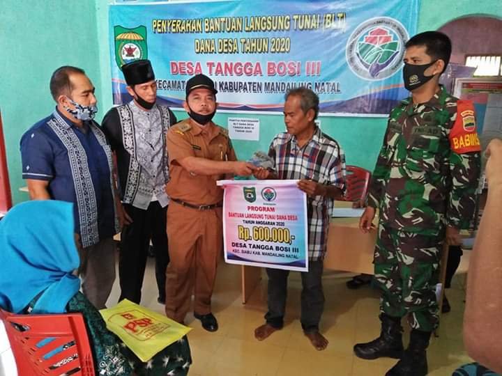 Kades Tanggabosi III Kec. Siabu Cairkan BLT-DD Tahap Dua