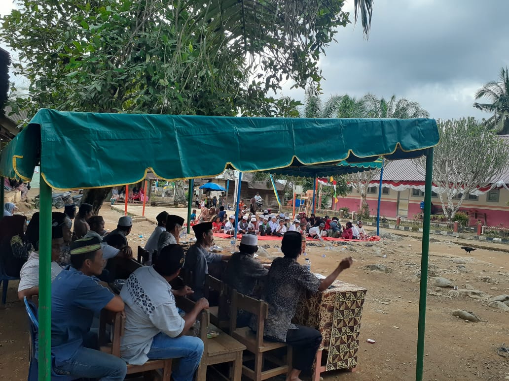 Mahasiswa KKN UIN Imam Bonjol Padang di Desa Simpang Talap Sukses Gelar MTQ.