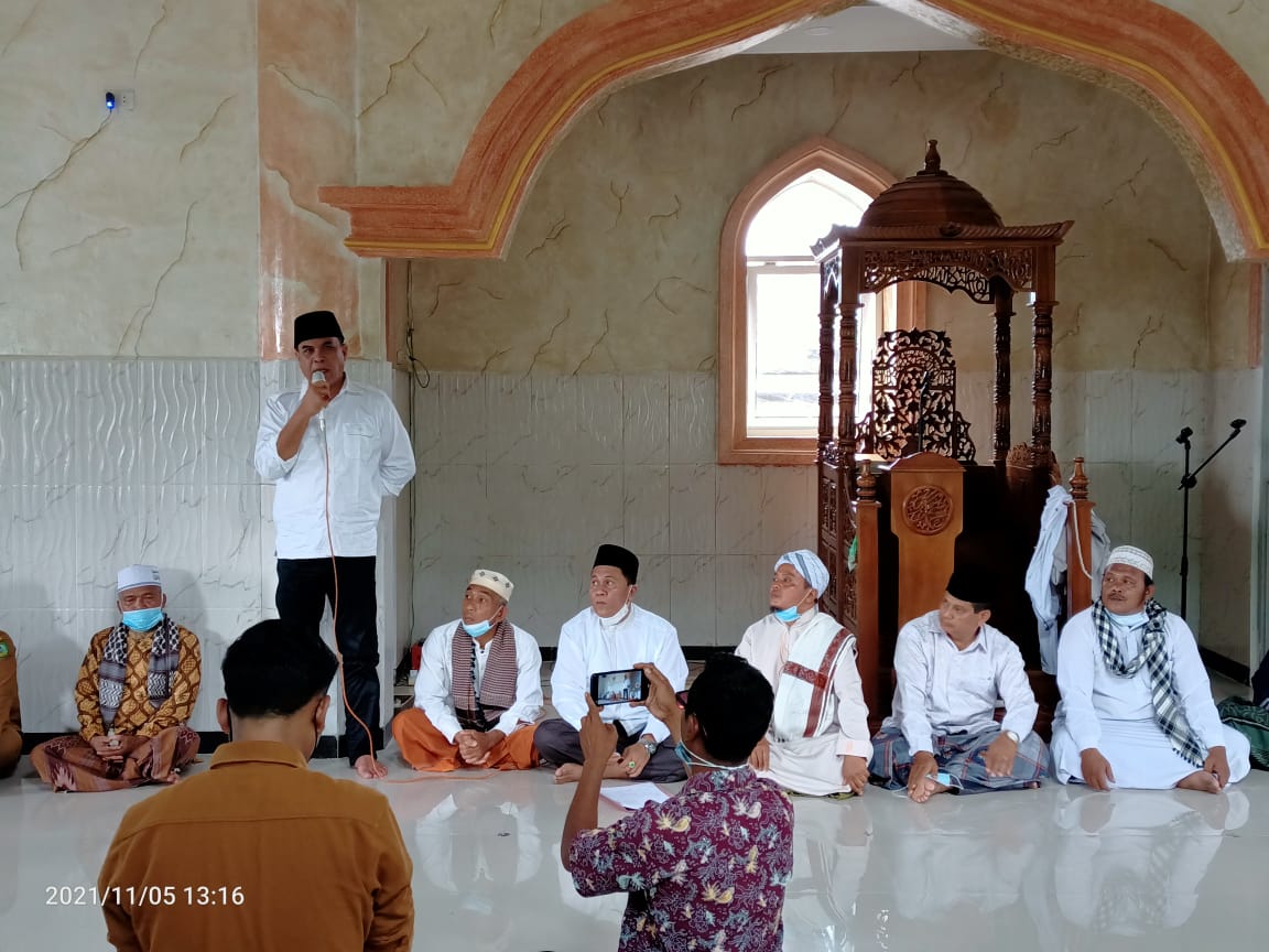 Bupati Madina Safari Jum’at di Mesjid Al – Abror Kel.Simangambat