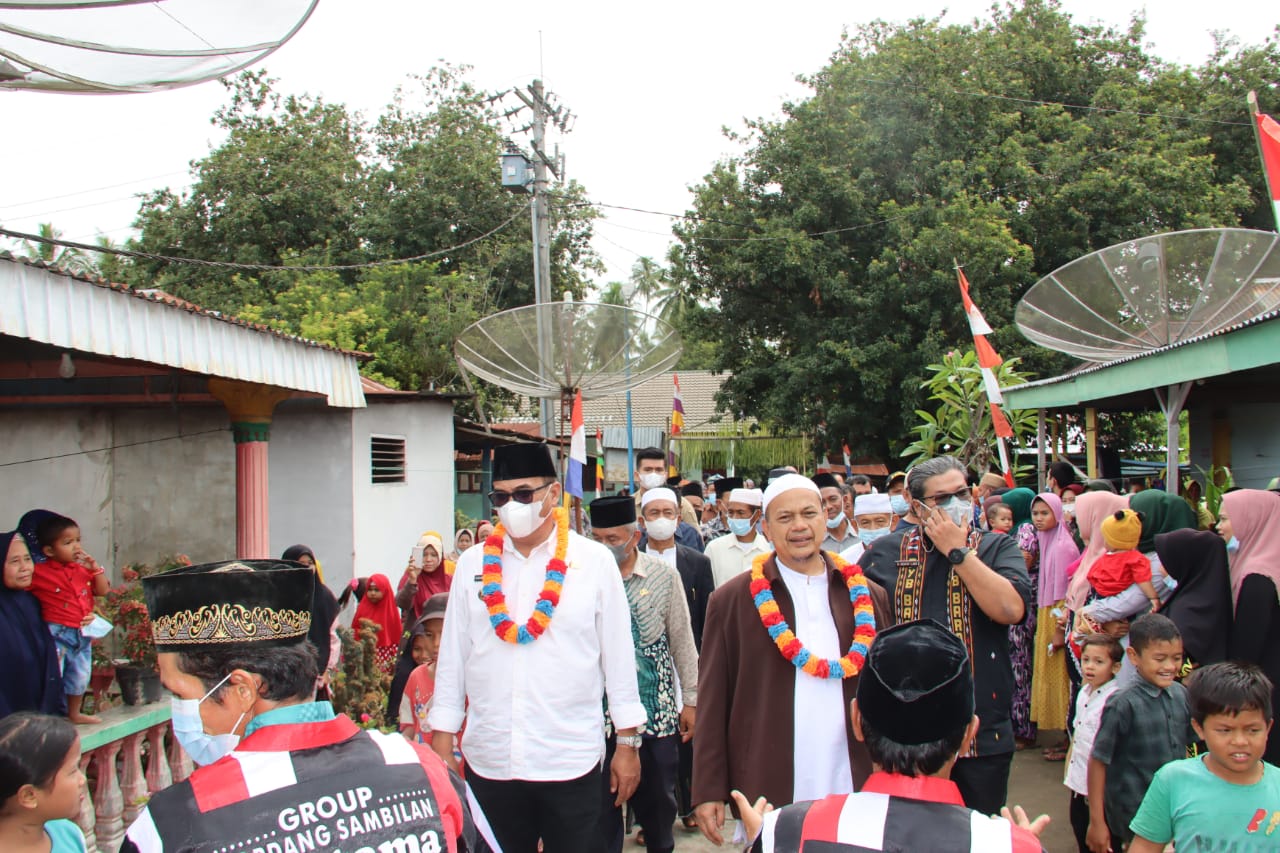 Bupati Madina di Kec.Panyabungan Barat