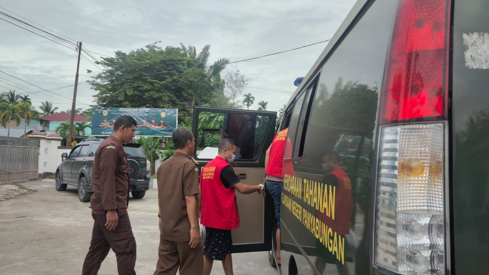 4 Orang Pengeroyok Wartawan Madina Ditahan di Lapas Panyabungan