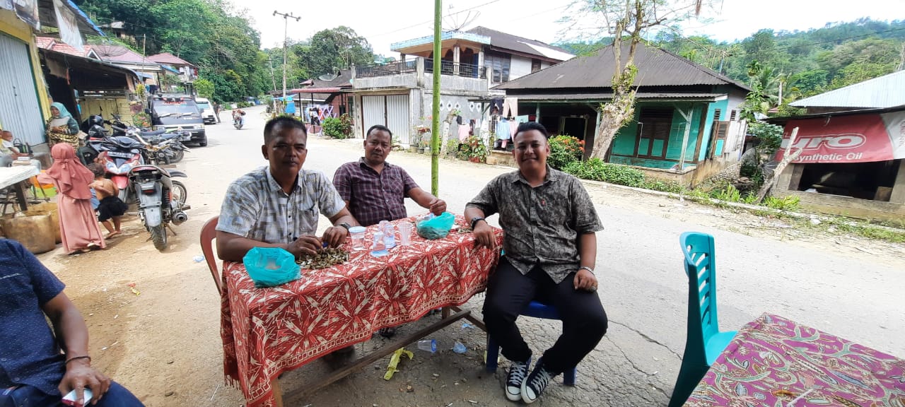 Kapolsek Himbau Warga Jangan Menambang di DAS Batang Natal