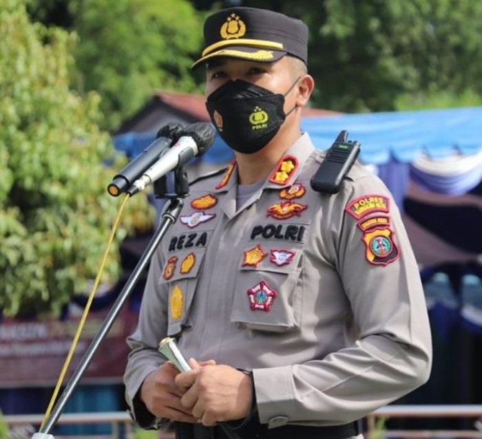 19 Lembu dan 1 Ekor Kambing Qurban Polres Mandailing Natal