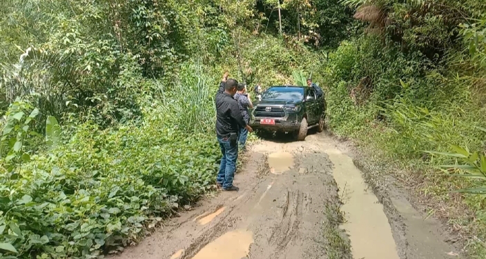 Erwin Efendi Lubis,SH Reses di Desa Wilayah Terisolir (1 )