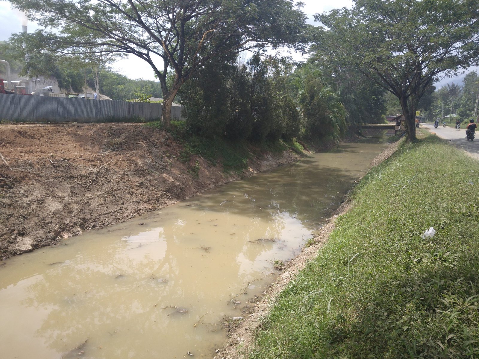 Rehabilitasi Jaringan Irigasi Batang Gadis Kab. Mandailing Natal Disoroti Bupati Madina dan LSM