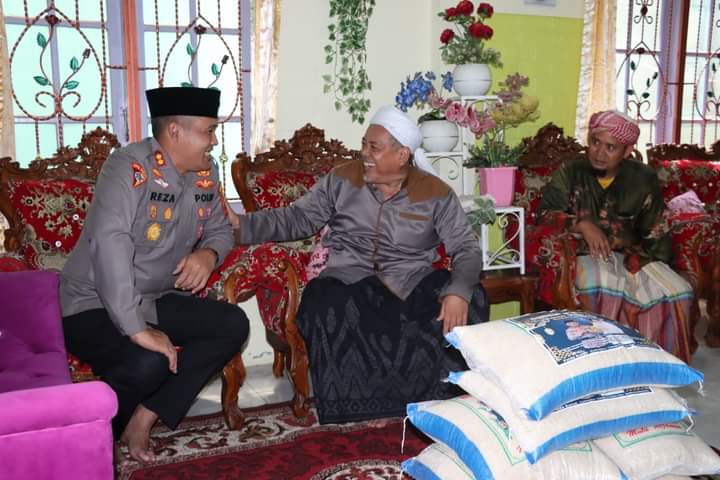 Kapolres Madina Silaturrahmi dengan Pimpinan Ponpes Al-Bi’Thasatul Islami