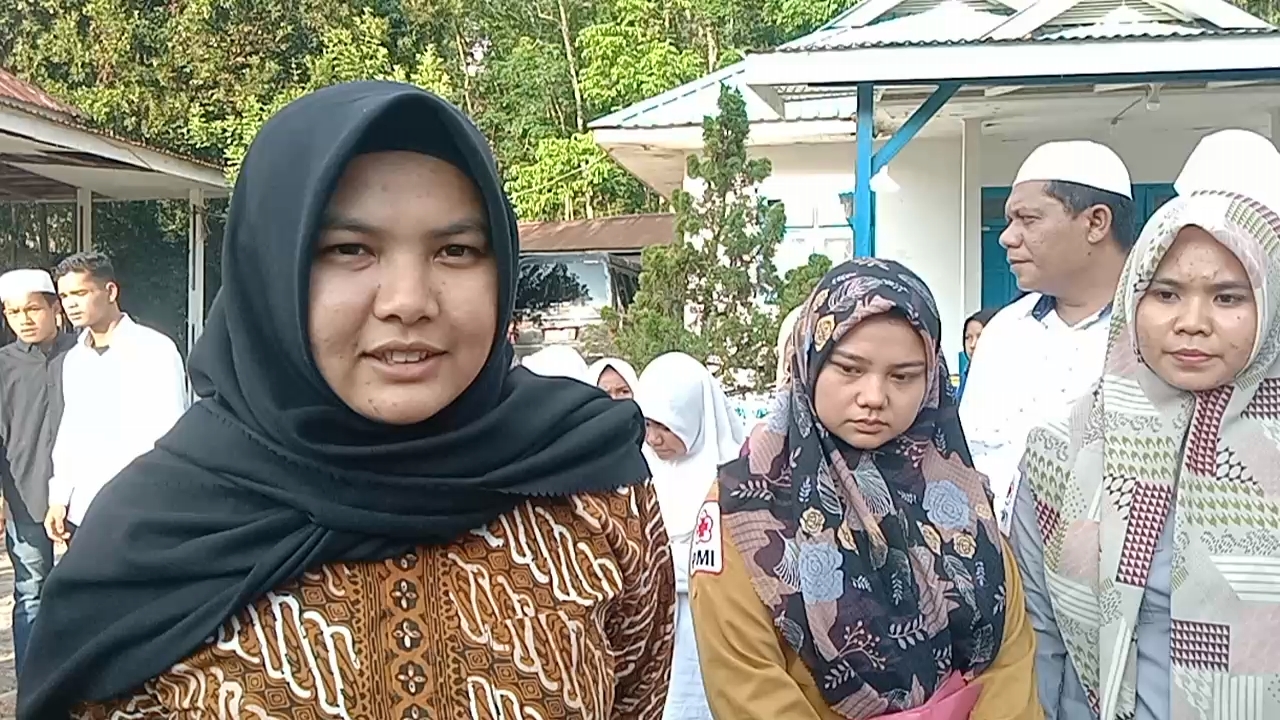 Jelang Idul Fitri 1444 H, PMI Madina Kunjungi Panti Asuhan Siti Aisyah