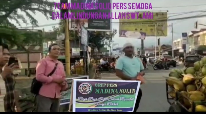 Pers Madina Solid Kunjungi  Rumah Tahfiz dan Berbagi di Ramadhan 1444 H