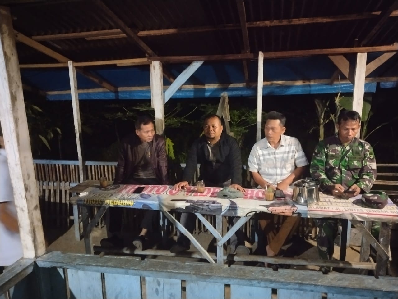 Pencarian Palit Yang Hanyut di Aek Batang Gadis Stop Karena Malam