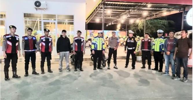 Persempit Ruang Gerak Pelaku Kejahatan, Polres Madina Patroli Blue Light