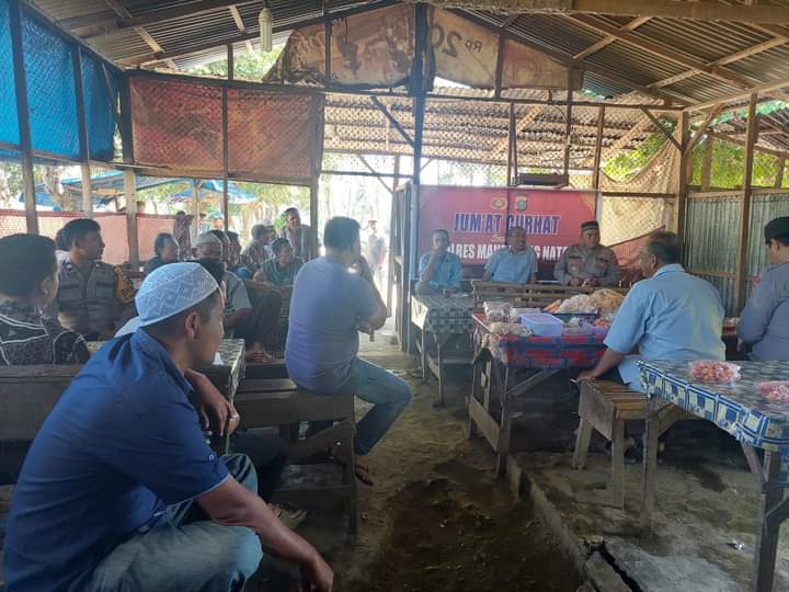 Polres Madina Jumat Curhat di Lopo Rambutan di Desa Iparbondar