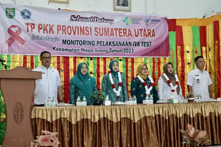 TP PKK Sumut Monitoring Pelaksanaan IVA Test di Kec.Naga Juang
