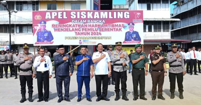 Kapolres P.Sidimpuan Pimpin Apel Siskamling