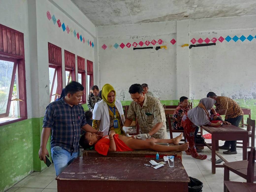 Bakty Rangkuti Bersama Kapus Gunung Tua Gelar Sunat Massal Gratis