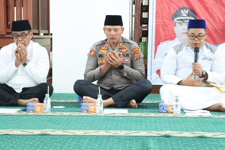 Peringati HUT Ke – 78 RI, Kapolres Madina Hadiri Dzikir Akbar dan Do’a 