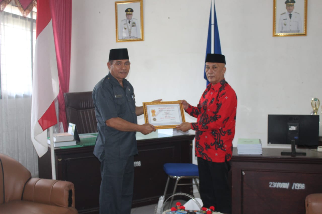 Sahabat Pers Untuk Ka.SMK Negeri 1 Panyabungan