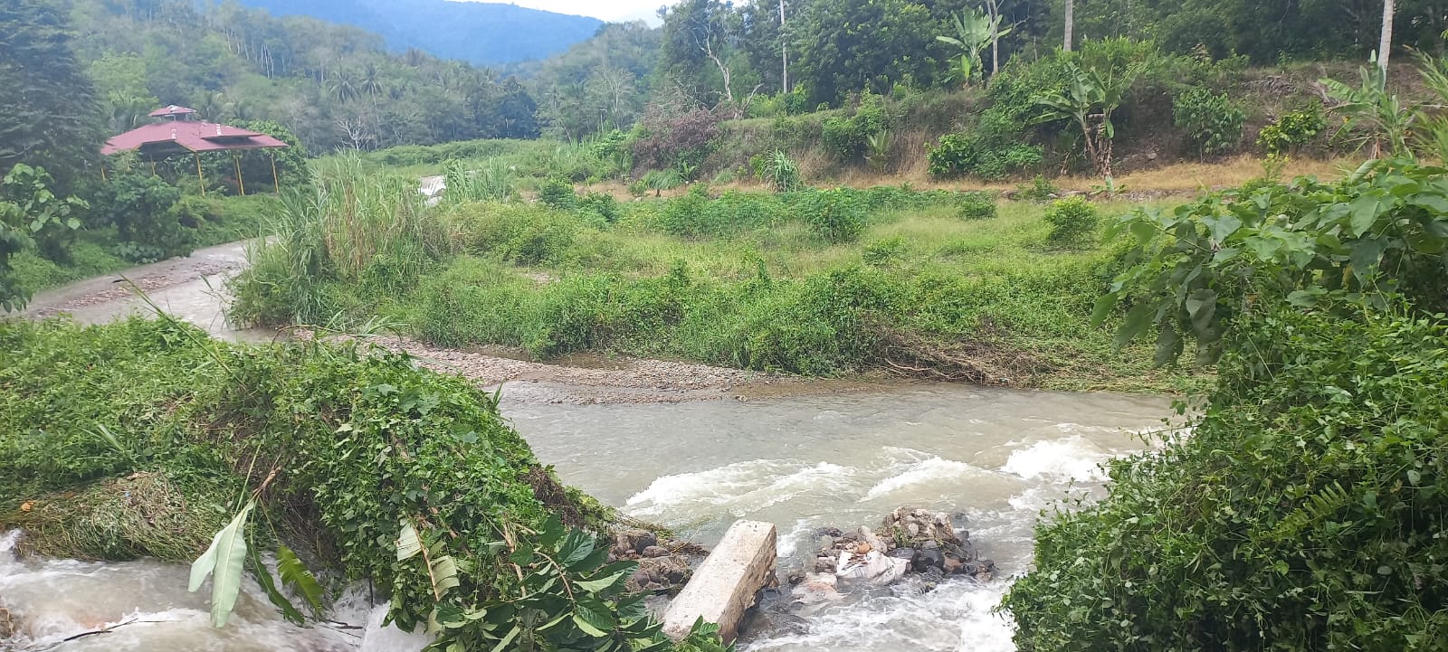 2000 KK Warga Kel.Simangambat Kekurangan Air (1)