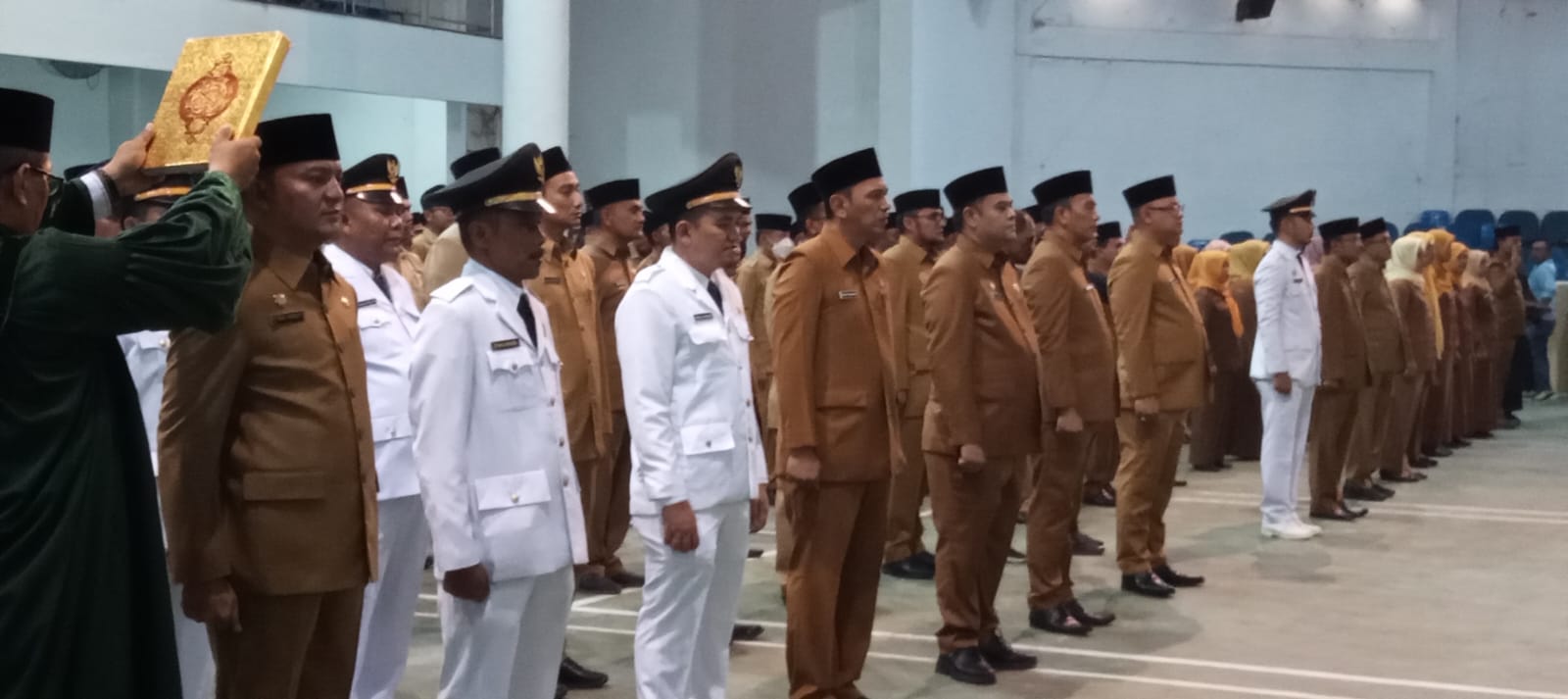 Sejumlah Camat Diganti, Bupati Lantik 142 Orang Pejabat Eselon II dan III Pemkab Mandailing Natal