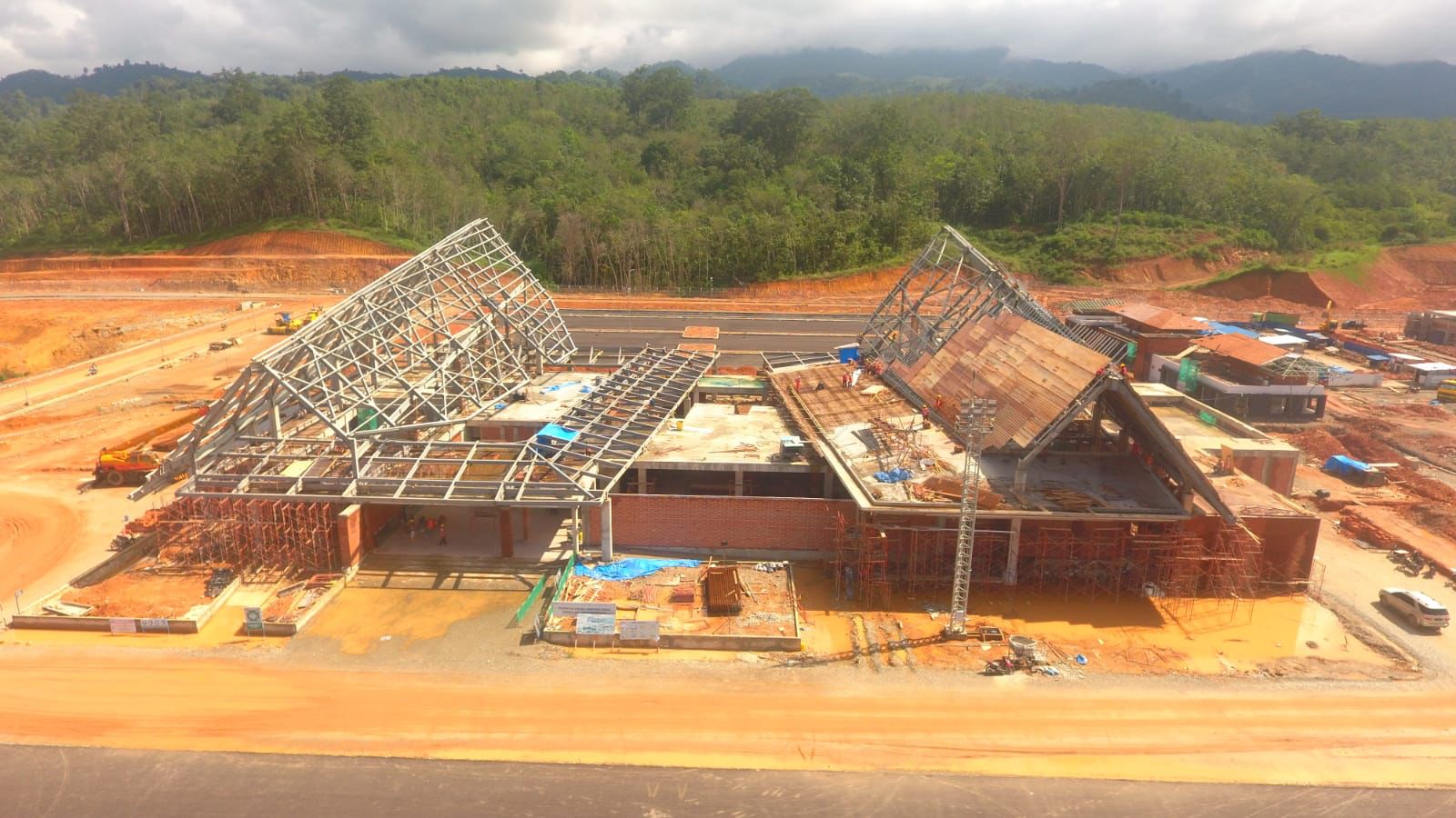 Bandar Udara di Kec.Bukit Malintang Kebanggaan Masyarakat Mandailing Natal ( 2)