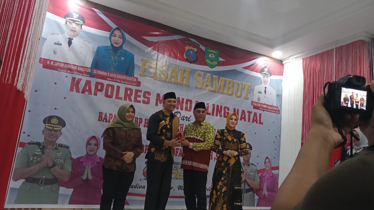 Malam Pisah – Sambut Kapolres di Pendopo Rumah Dinas Bupati Mandailing Natal