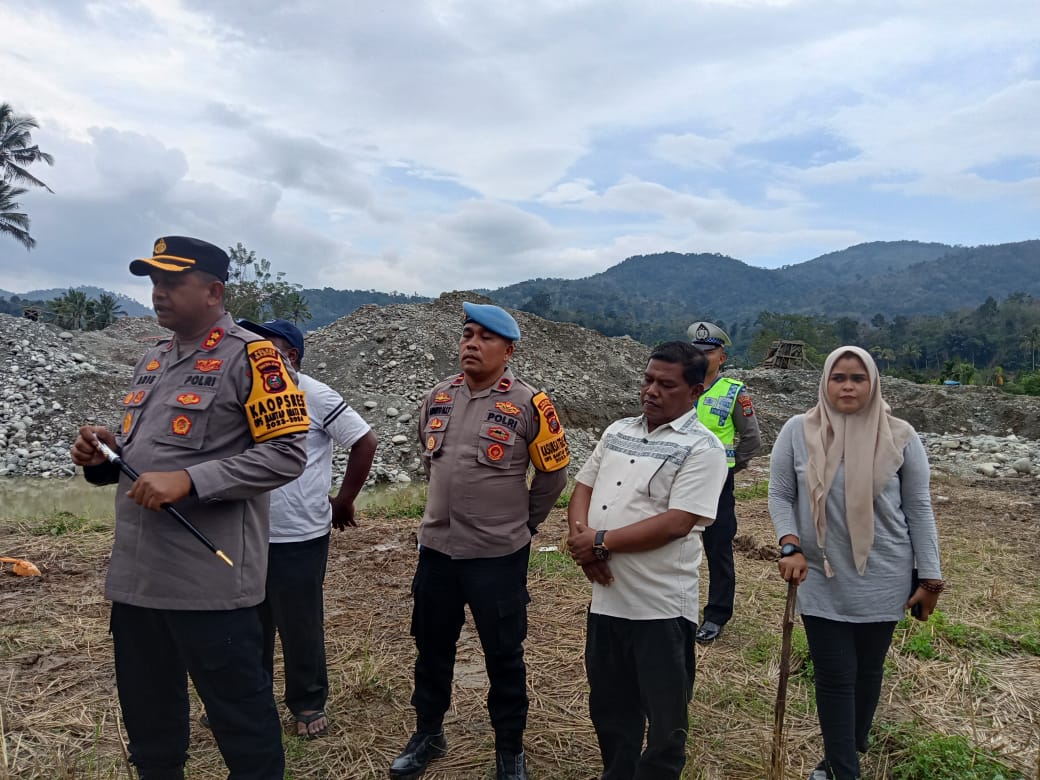 Kapolres Madina : Tambang di Kotanopan Apabila Beroperasi Akan Ditindak