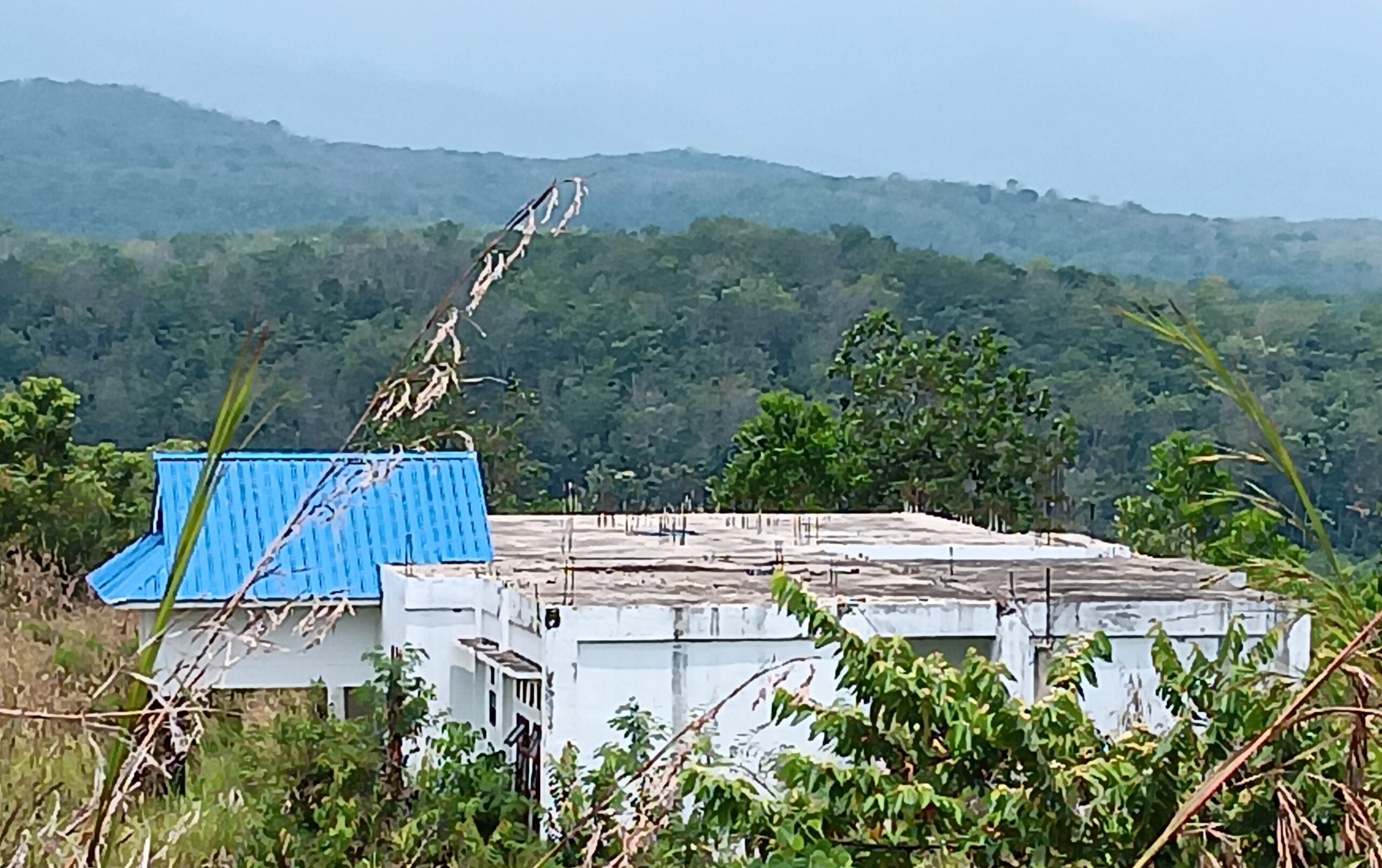 Fungsi Pengawasan ” Dicuekin ” Gedung Markas PMI Madina 4 Tahun Anggaran Tidak Selesai,Ada Apa..?