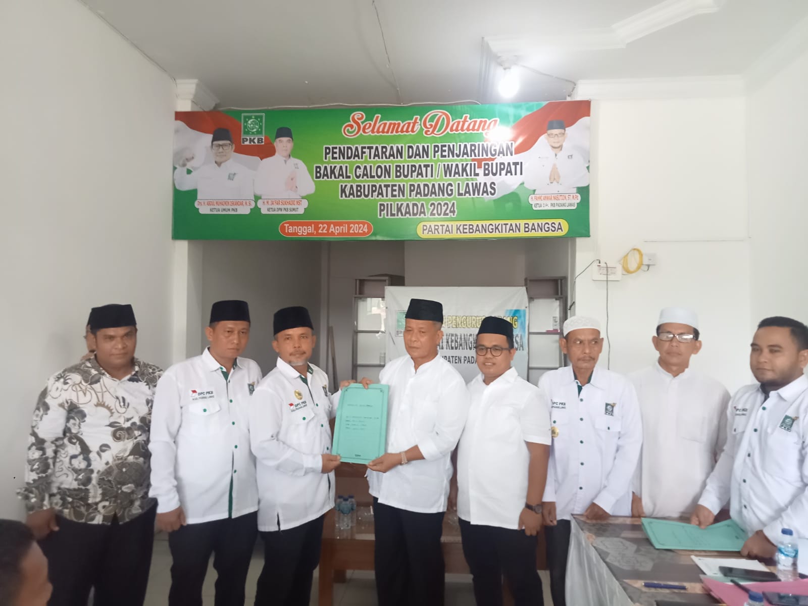 H.Sarmadan.Hasibuan -Ifdal Hasayangan Hasayangan Harahap Mendaftar Ke – PKB Padang