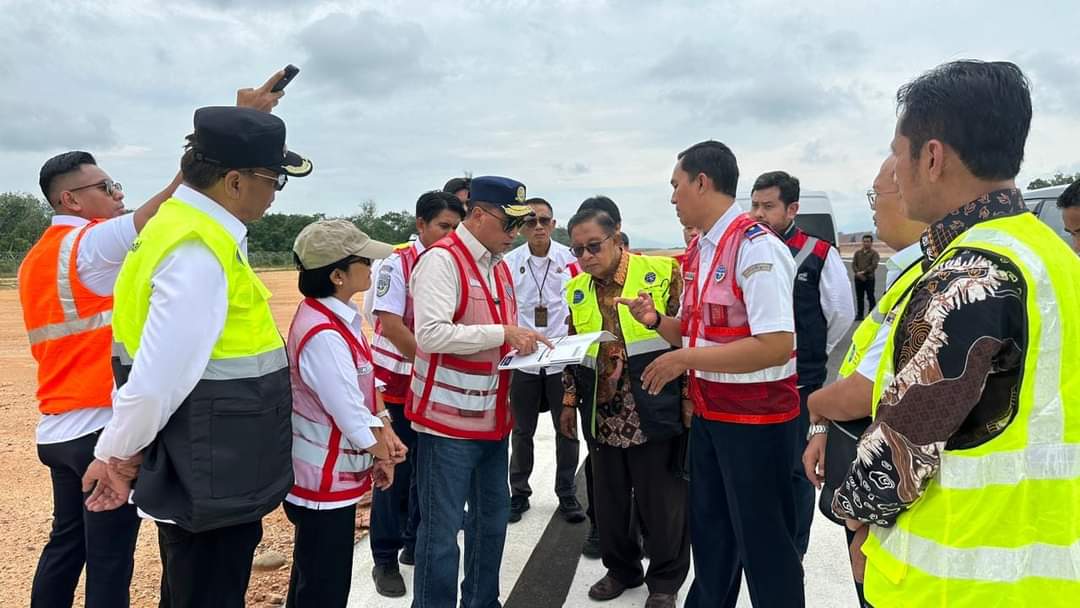 Menteri Perhubungan Tinjau Kesiapan Bandara Jenderal Abdul Haris Nasution