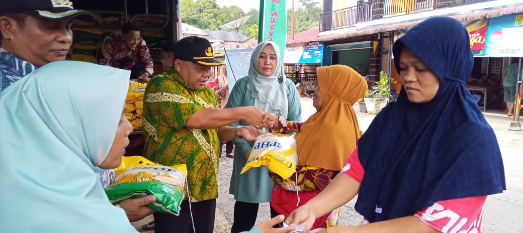 Menyahuti  Tingginya Harga Beras, Gerakan Pangan Murah di Kec.Batang Natal