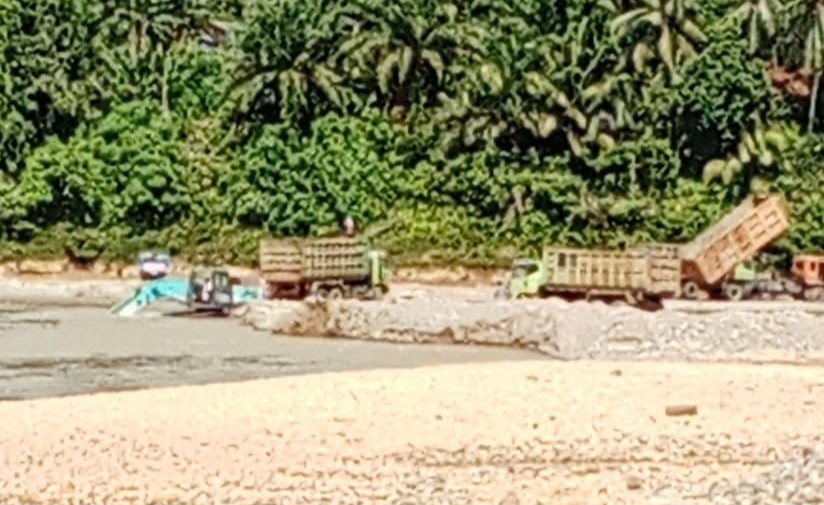 Siapa Beking Penambang Galian C Ilegal di Desa Lancat Kec.Linggabayu