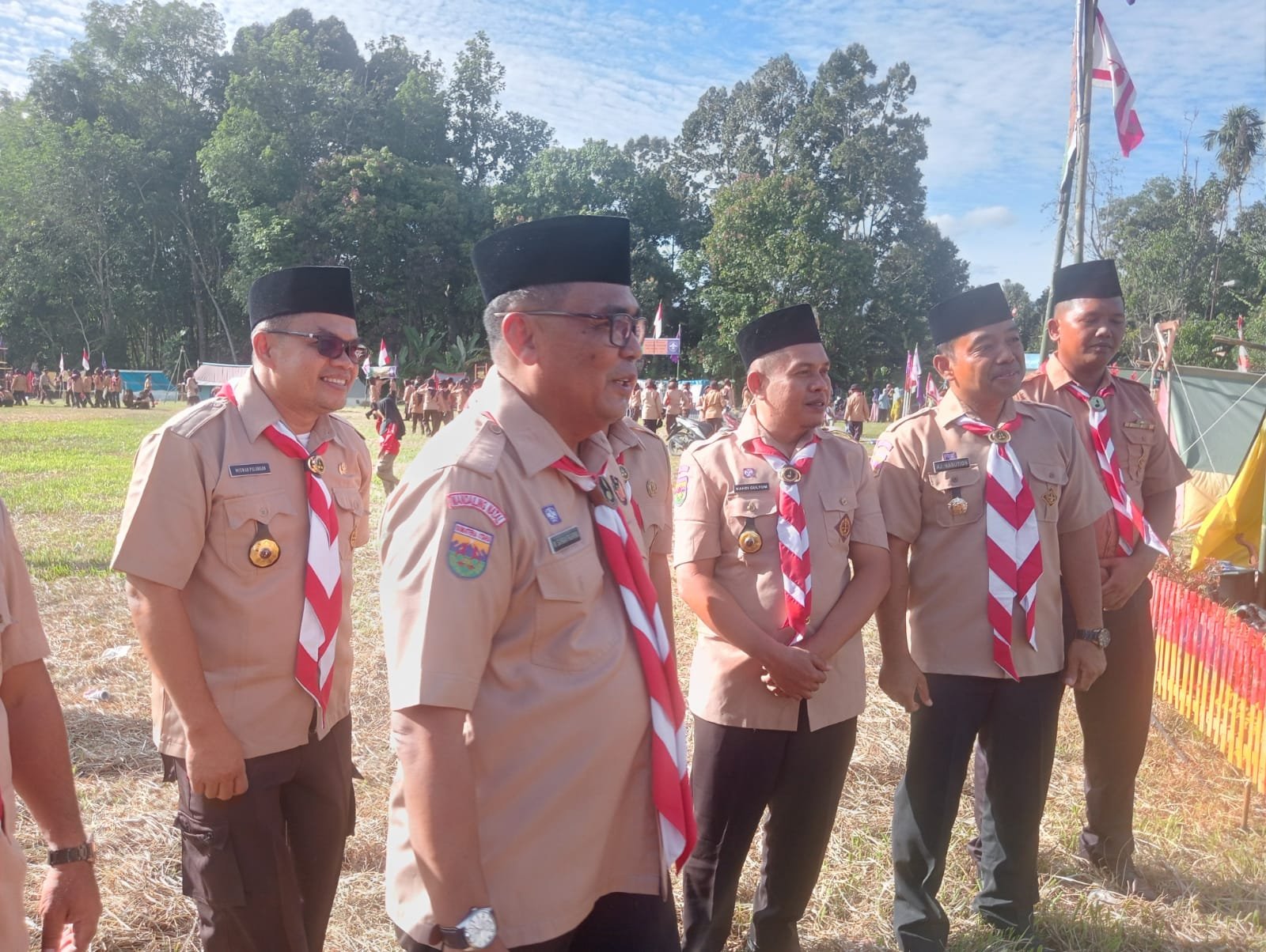 Mewakili Bupati, Sekda Buka LT III Pramuka Penggalang Kwarcab Madina di Kec.Siabu