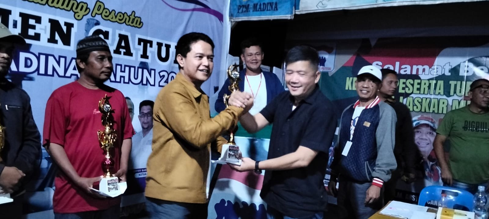 Pertandingan Piala SMSI dan LMP 2025 Ditutup Ketua DPRD Mandailing Natal