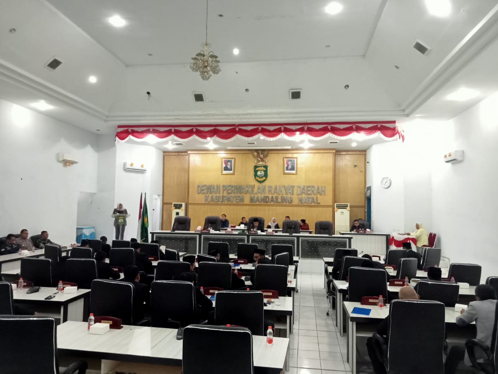 H.Erwin Efendi Lubis,SH, Pimpin Paripurna P.APBD TA 2025