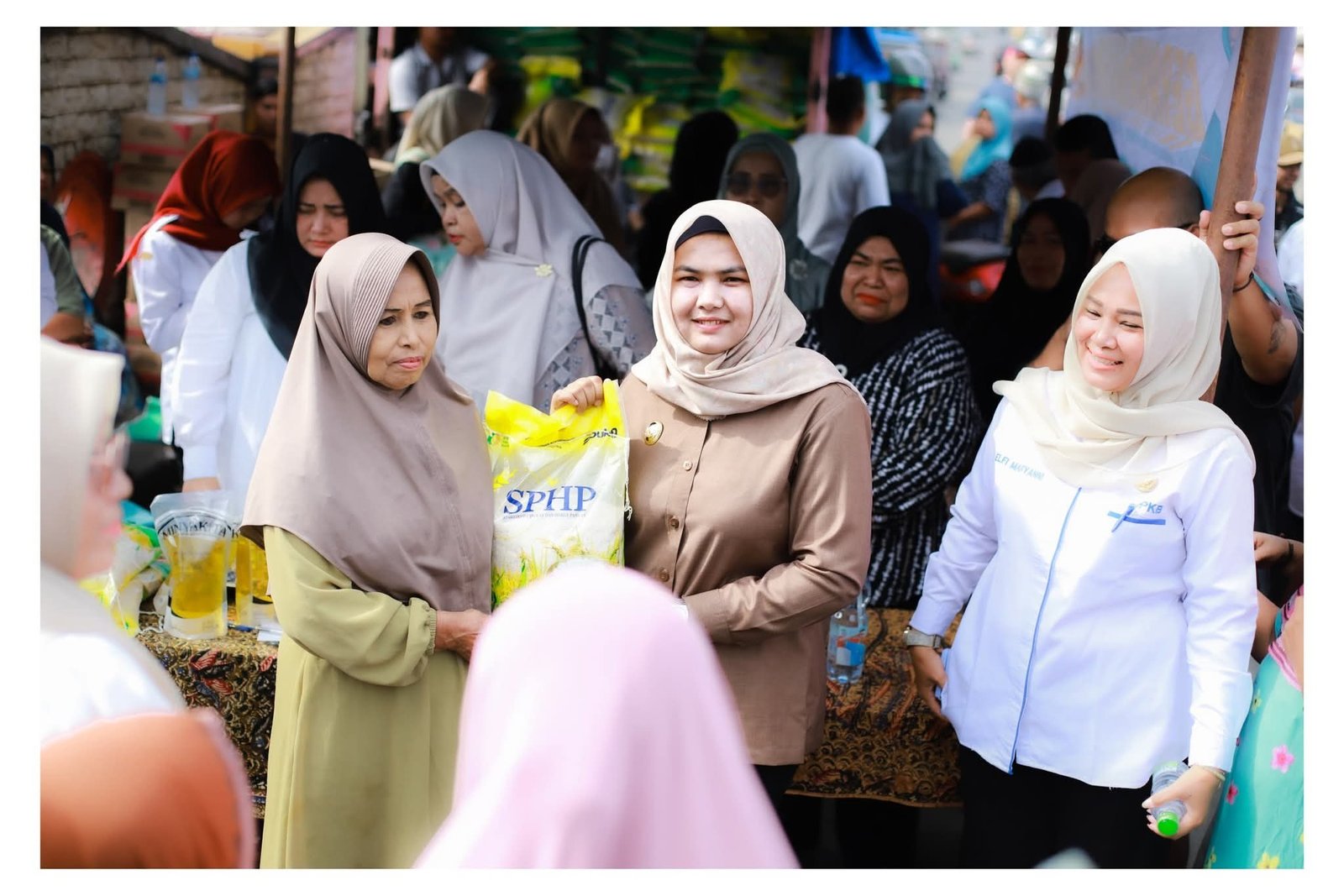 Gerakan Ke – 7 x, Pemkab Madina Salurkan  7 Ton Beras