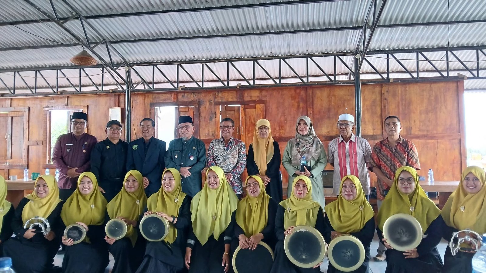 Jelang Lomba, Wawako Maigus Nasir Semangati Tim Qasidah