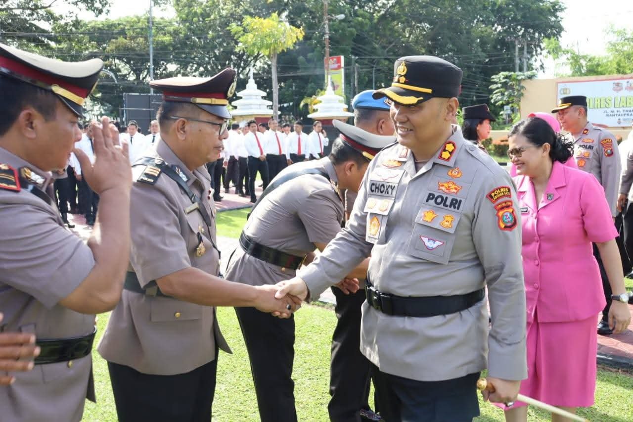 Kapolres Pimpin Sertijab PJU dan Kapolsek Polres Labuhanbatu