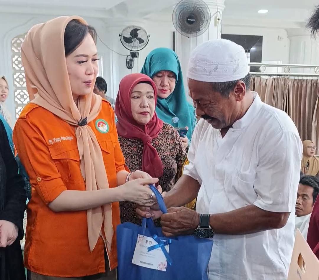 Harta Tersisa di Badan, TP-PKK Padang Datang Membantu