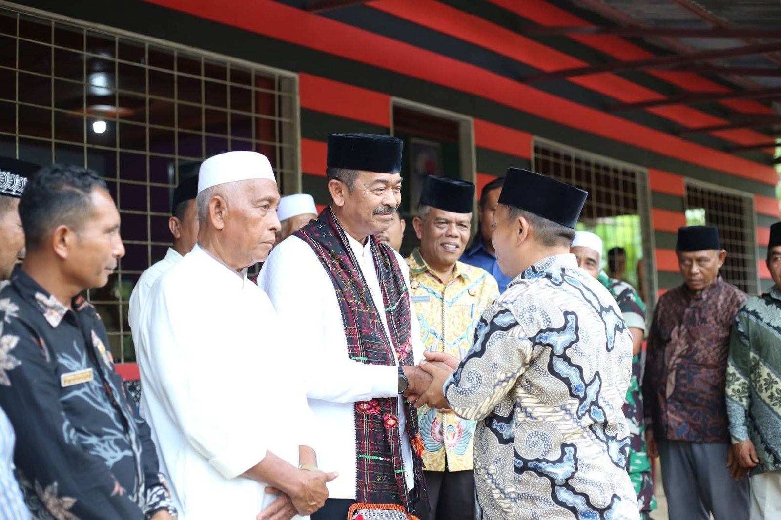 Pembukaan Jalan Ke- Desa Banjar Malayu Sepanjang 2,3 Km Rampung