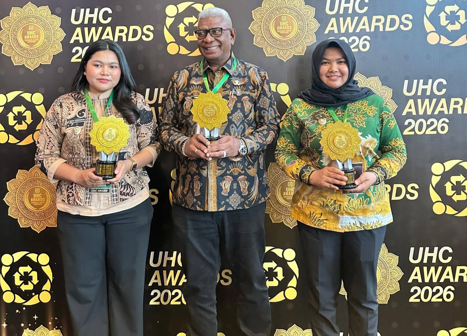 Diterima Wakil Bupati, Pemkab Madina Raih UHC Award 2026 Kategori Madya
