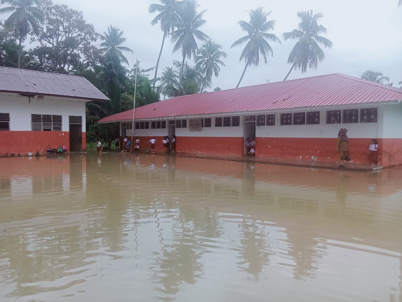 Hujan Lebat, Tiga Desa di Kecamatan Siabu Banjir