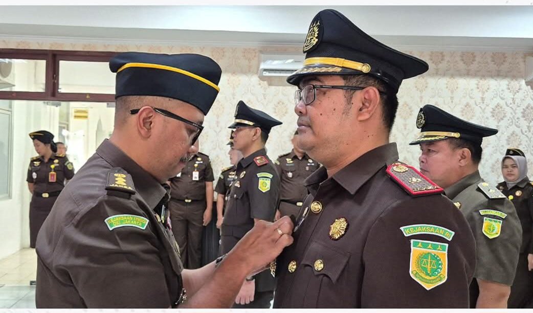 Kejari Madina Laksanakan Pelantikan dan Serah Terima Jabatan Pejabat Struktural