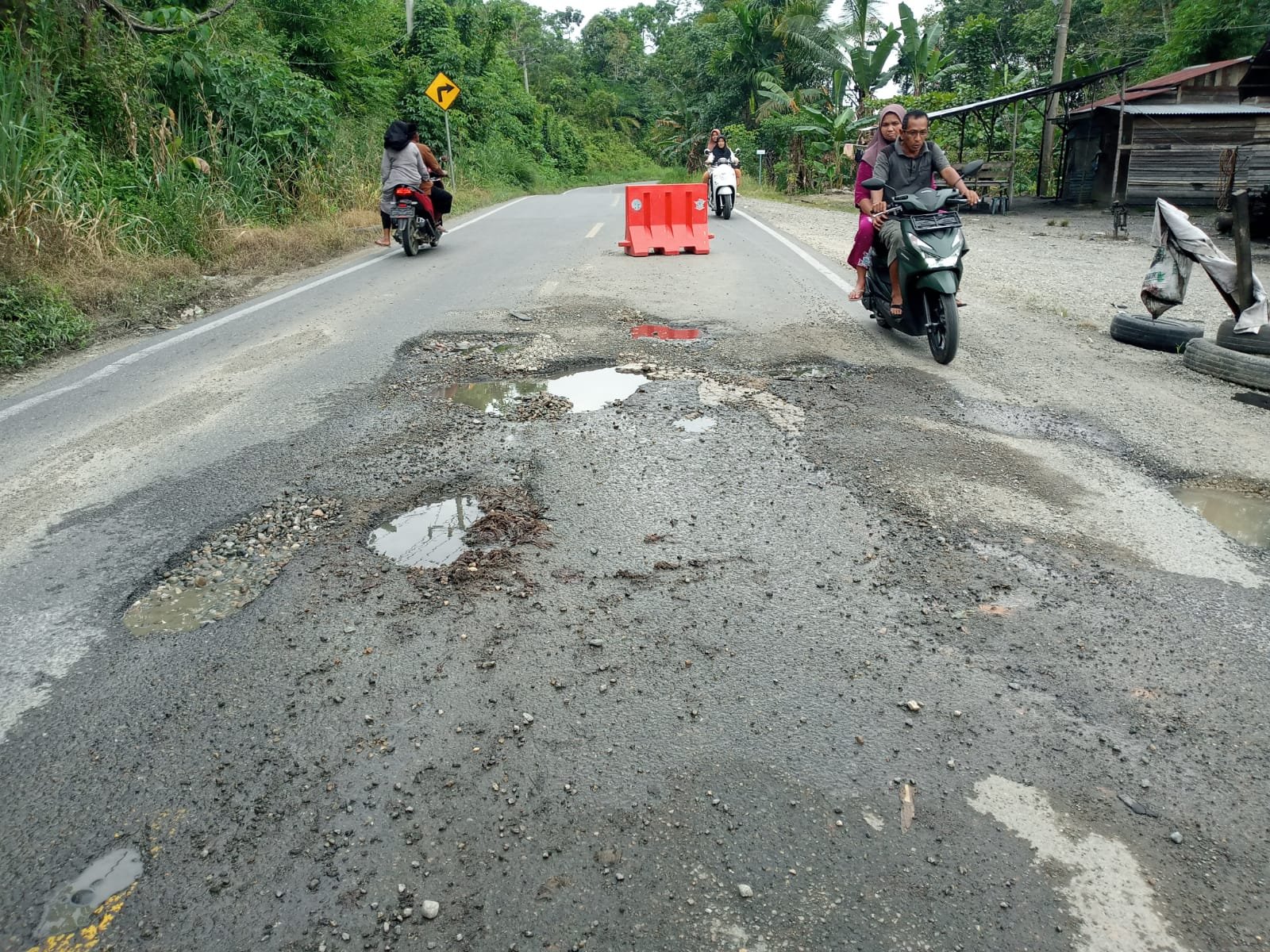 Kasat Lantas : Surati BBJN, Jalan Nasional di Hutaraja Kec.Siabu Kab.Madina Terus Bertambah
