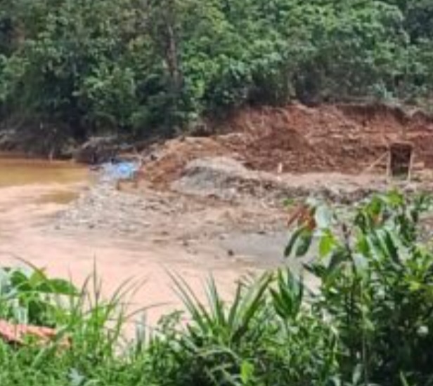 Aktivis dan LSM Bingung Dengan Langkah Polisi Melakukan Penertiban PETI di Mandailing Natal.