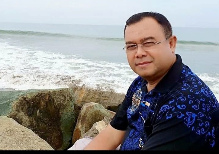 Soal Spanduk Menyuruh Mundur Saipulloh.Nst, Praktisi Hukum Asal Madina : Fenomena Tersendiri Bagi Masyarakat