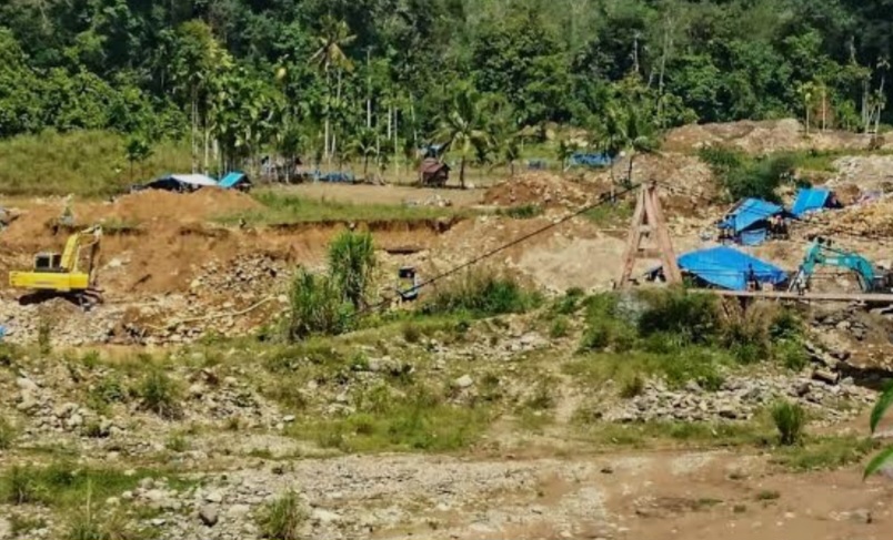 Kades Jambur Baru Tidak Hanya ” Korupsi Dana Desa ” Juga Terlibat PETI di Kec.Batang Natal.