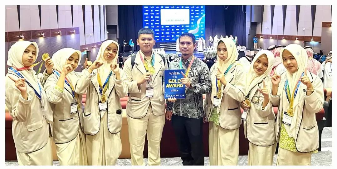 MAN 1 Mandailing Natal Raih Dua Medali Emas di WYIE 2026 Malaysia