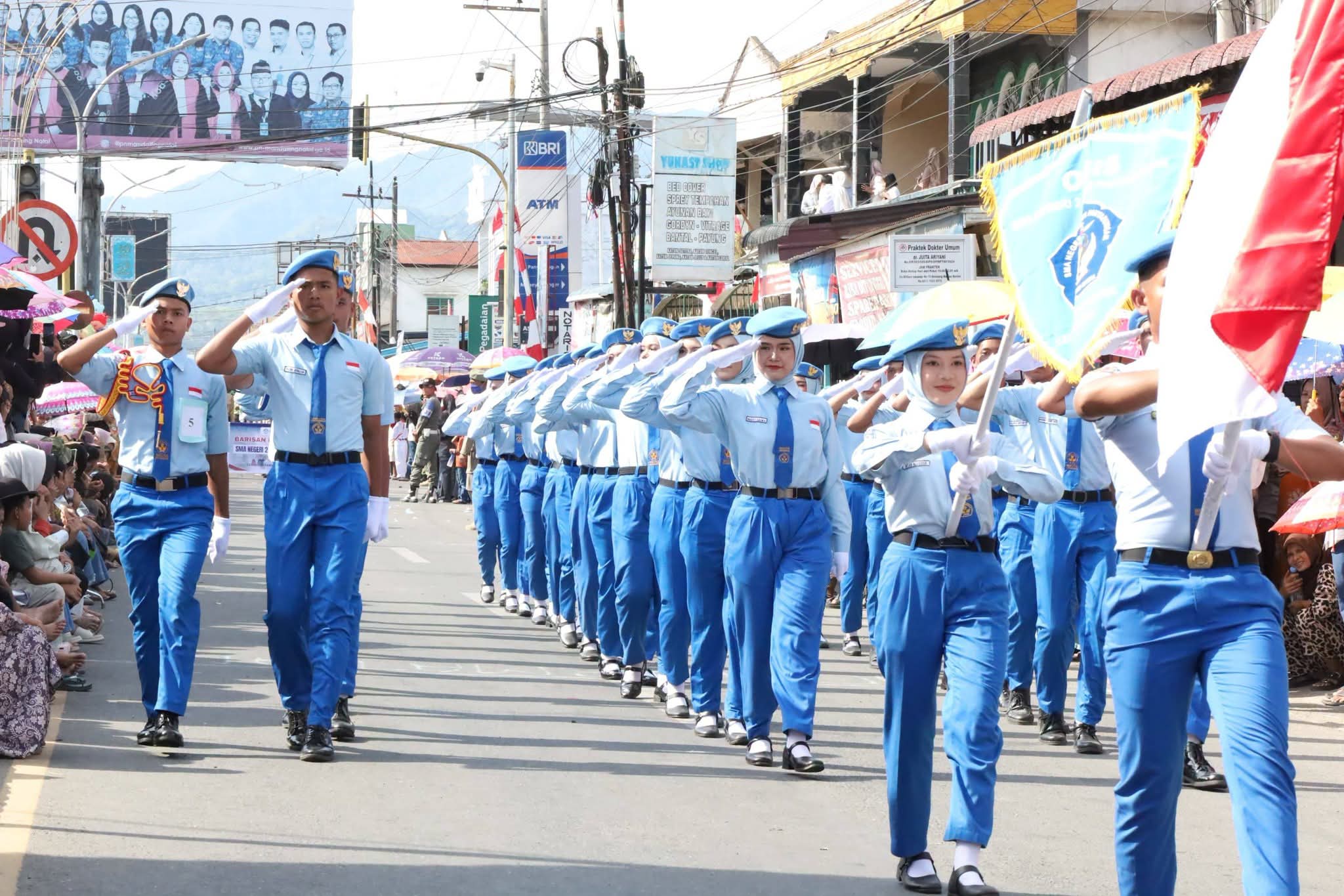Defile HUT Ke-81 Republik Indonesia Aman & Sukses di Mandailing Natal