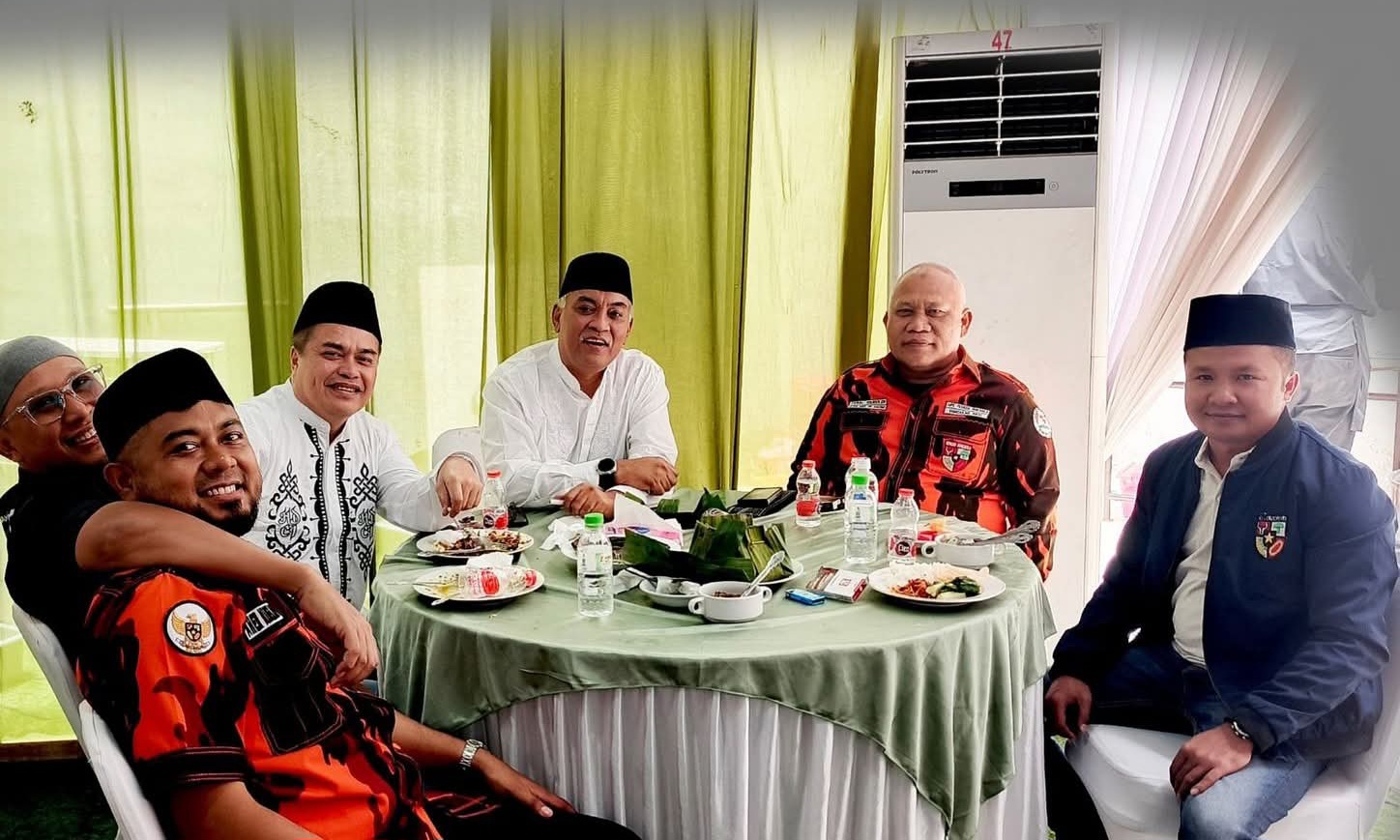 MERAWAT WARISAN, MENJAGA SILATURAHMI, MELANJUTKAN KEMANFAATAN
