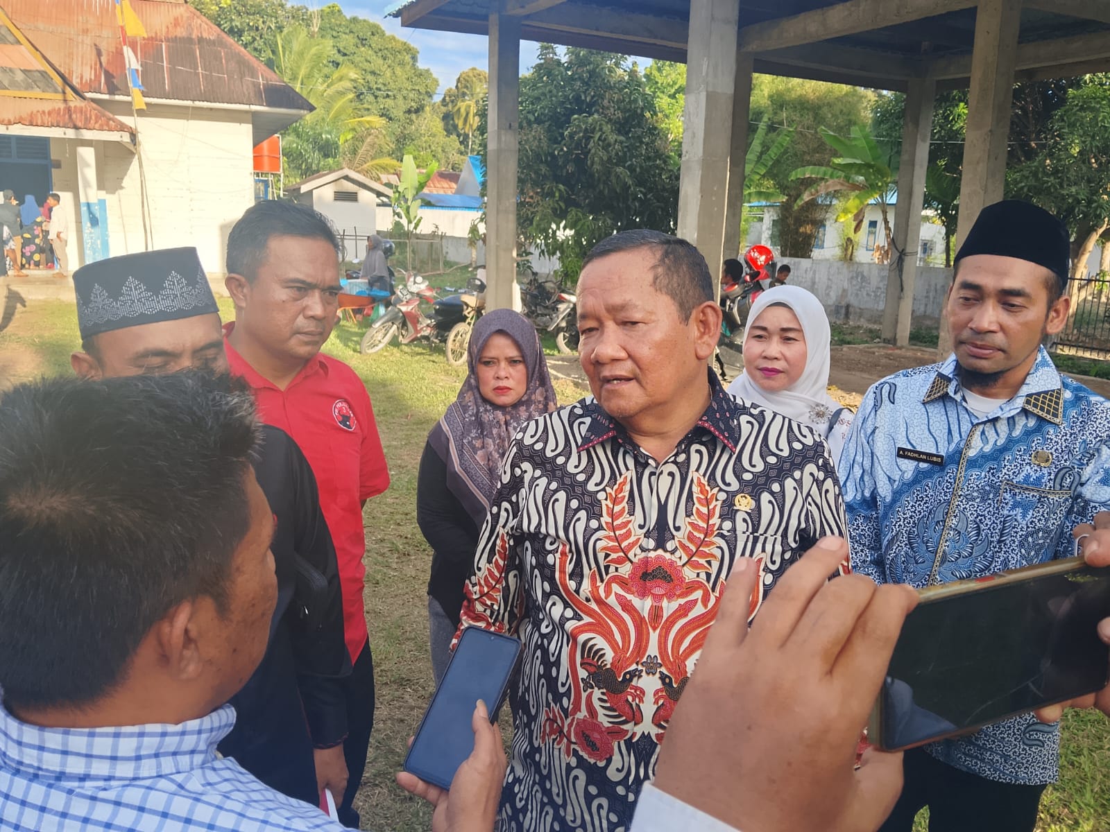 Anggota DPR.RI Drs.Rapidin Simbolon.MM : Jalan Ke – Pantai Barat di Madina Perlu Disegerakan Upgrade Ke Jalan Nasional